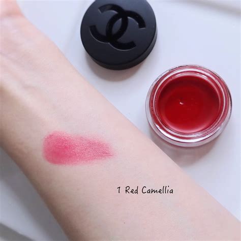 no 1 de chanel lip balm